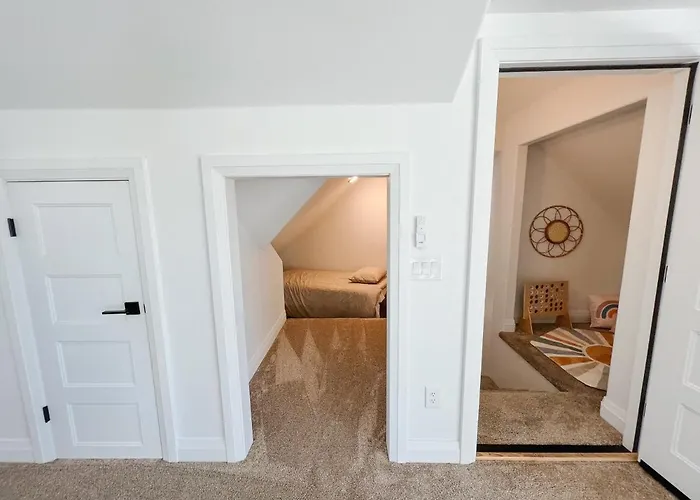 Luxury Modern Family Vacation- Bison Ridge Retreat Ferienhaus *