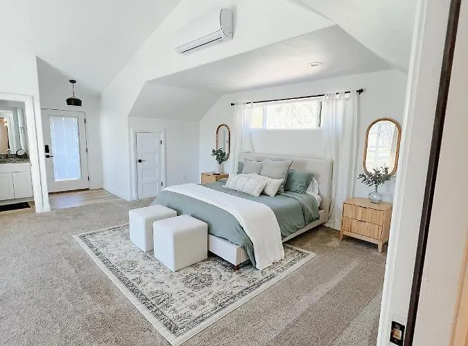 Ferienhaus Luxury Modern Family Vacation- Bison Ridge Retreat