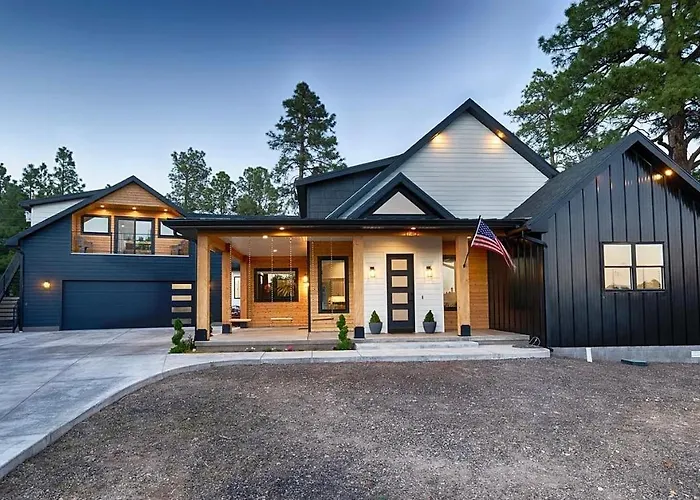 Luxury Modern Family Vacation- Bison Ridge Retreat *