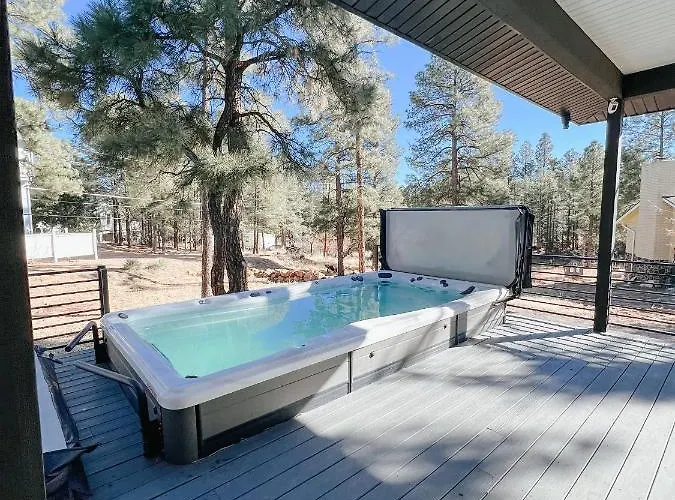 Luxury Modern Family Vacation- Bison Ridge Retreat Ferienhaus